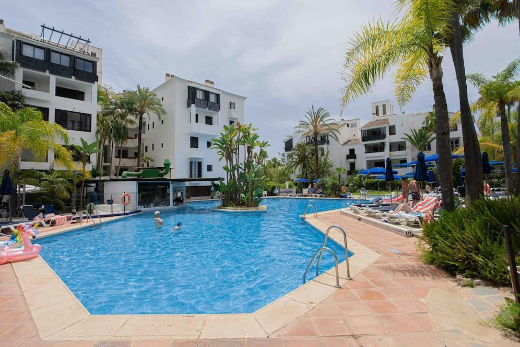 Beautiful 3bdrs Apartm. Seaviews/las Golondrinas/don Carlos Apartamento Marbella